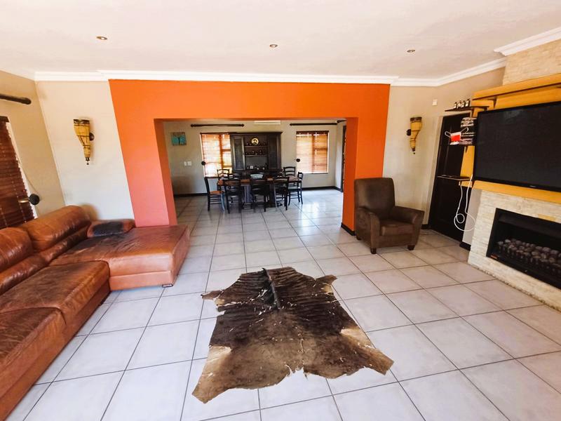 4 Bedroom Property for Sale in Birdwood Estate North West